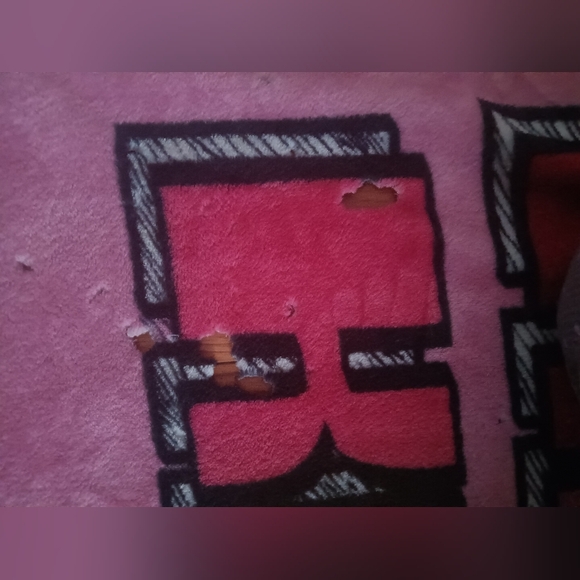 Hello kitty warm and cozy blanket - Picture 14 of 16